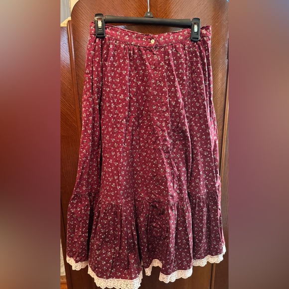 Vintage Calico Dirndl Apron Gunne Sax Floral Midi Skirt 13 Jessica’s Gunnies - Picture 5 of 10